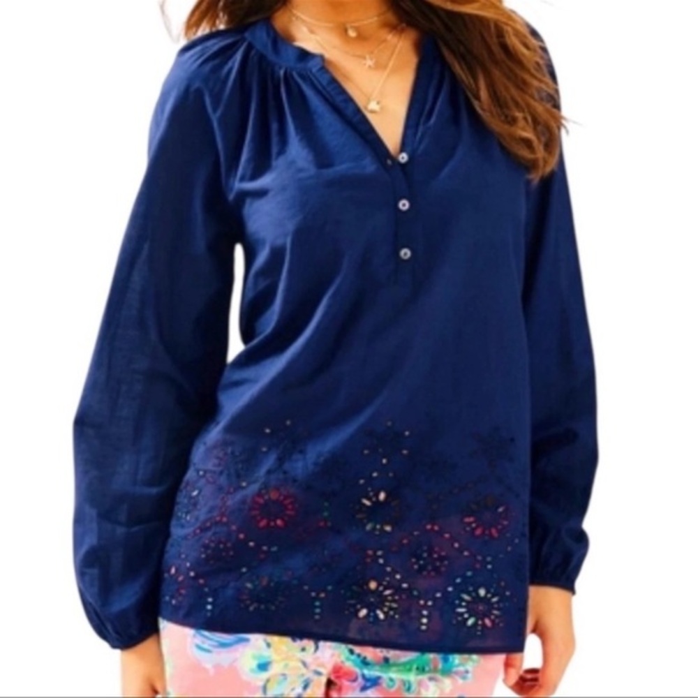 Lilly Pulitzer Navy Blue Eyelet Embroidered Linen Tunic Blouse Womens small